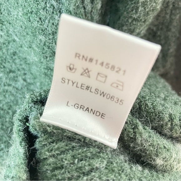 Listicle Green long sleeve textured cable sweater size L - Picture 5 of 7
